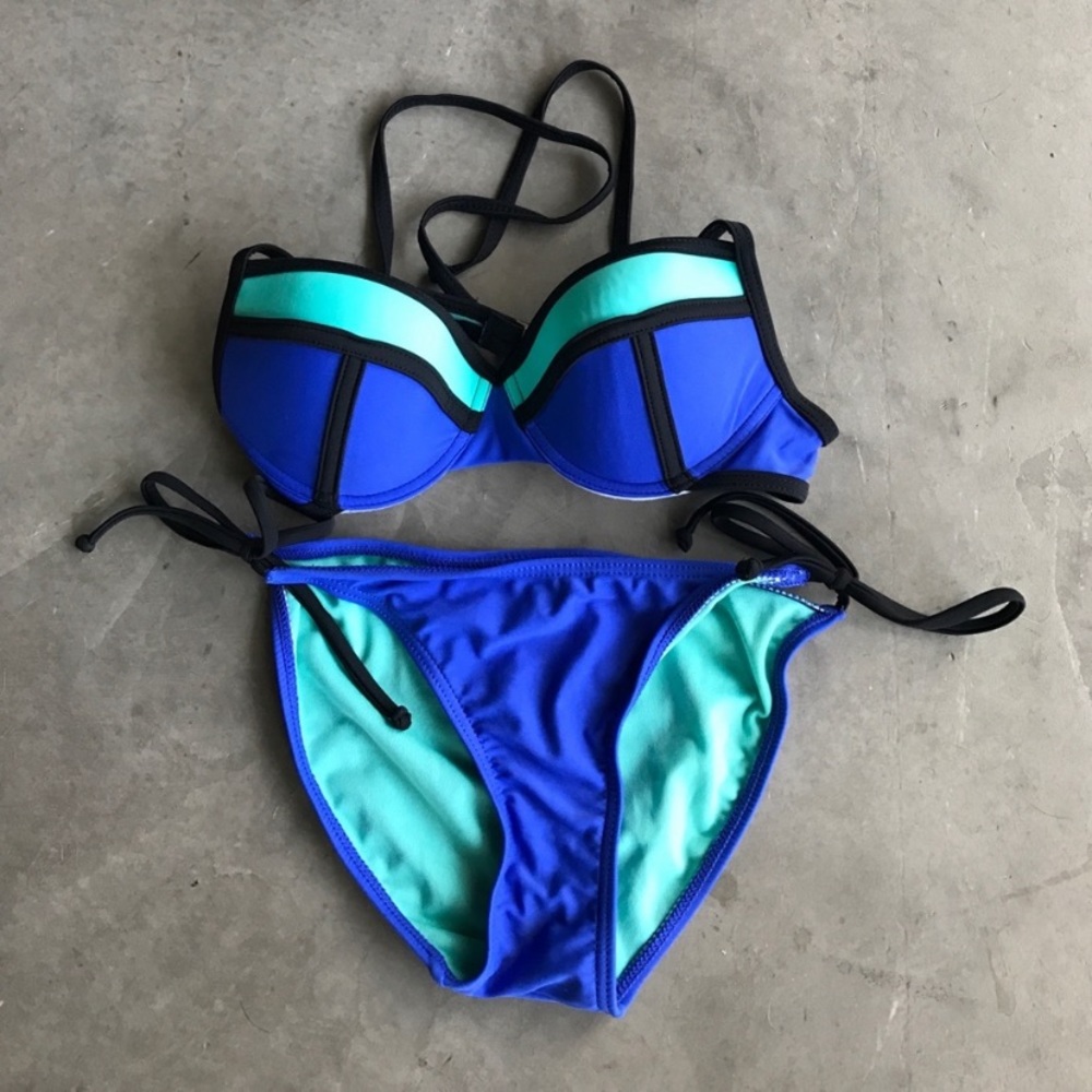 Colorblock swimsuit Size Small 💋🌴 - Picture 1 of 3